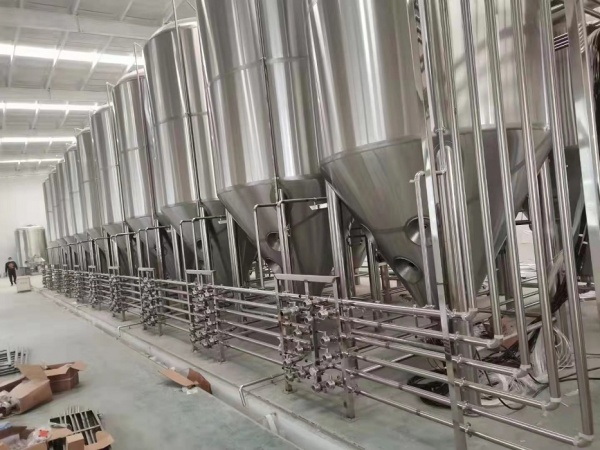 新疆年產2000噸精釀啤酒廠設備咨詢史密力維